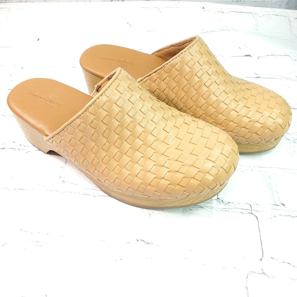 Universal Thread Womens Slip On Wedges - Size 6.5